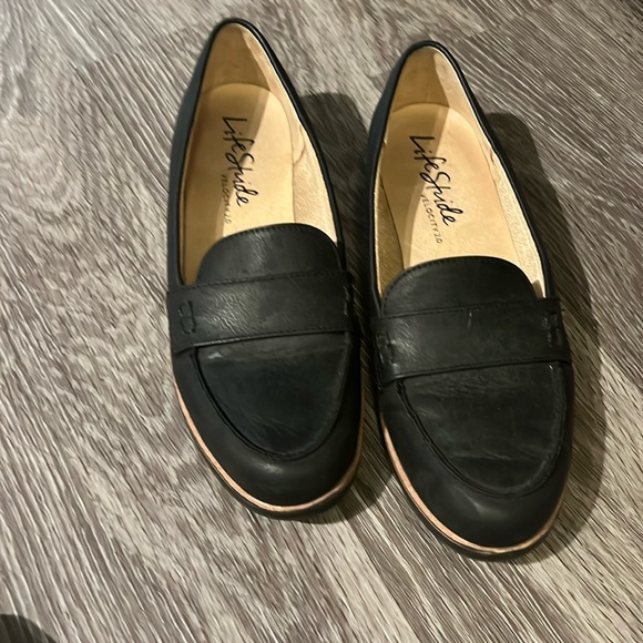 Confy shoes - Picture 1 of 1